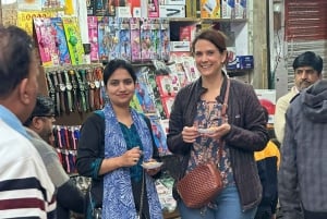 Delhis trådar: Kvinnostyrda monument, arv och hantverkstur