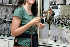 Delhis trådar: Kvinnostyrda monument, arv och hantverkstur