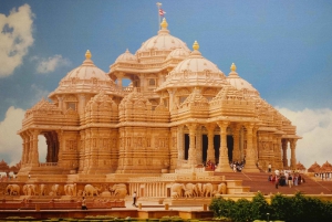 Visita guiada a Swaminarayan Akshardham y traslados a Delhi