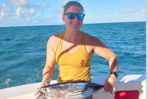 Experiência de pesca em alto mar de 4 horas saindo de Punta Cana