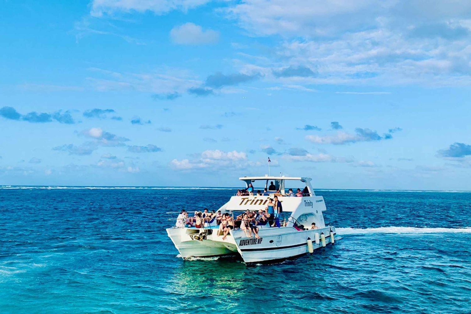 Party Booze Cruise réservée aux adultes, plongée en apnée et bar à sable