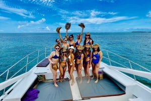 adult only Party Booze Cruise, Snorkel & sand-bar