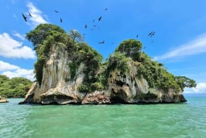 Seikkailu Samanásta: Los Haitises, Caño Hondo ja Yanigua