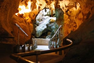 Udflugt til Altos de Chavón + Cueva de las Maravillas fra Bavaro/Punta Cana