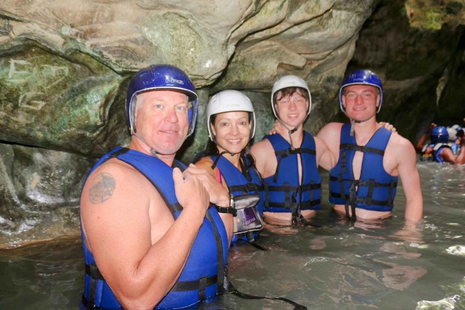 Amber Cove-Taino Bay 7 Damajaguas Water Falls + Local Food.