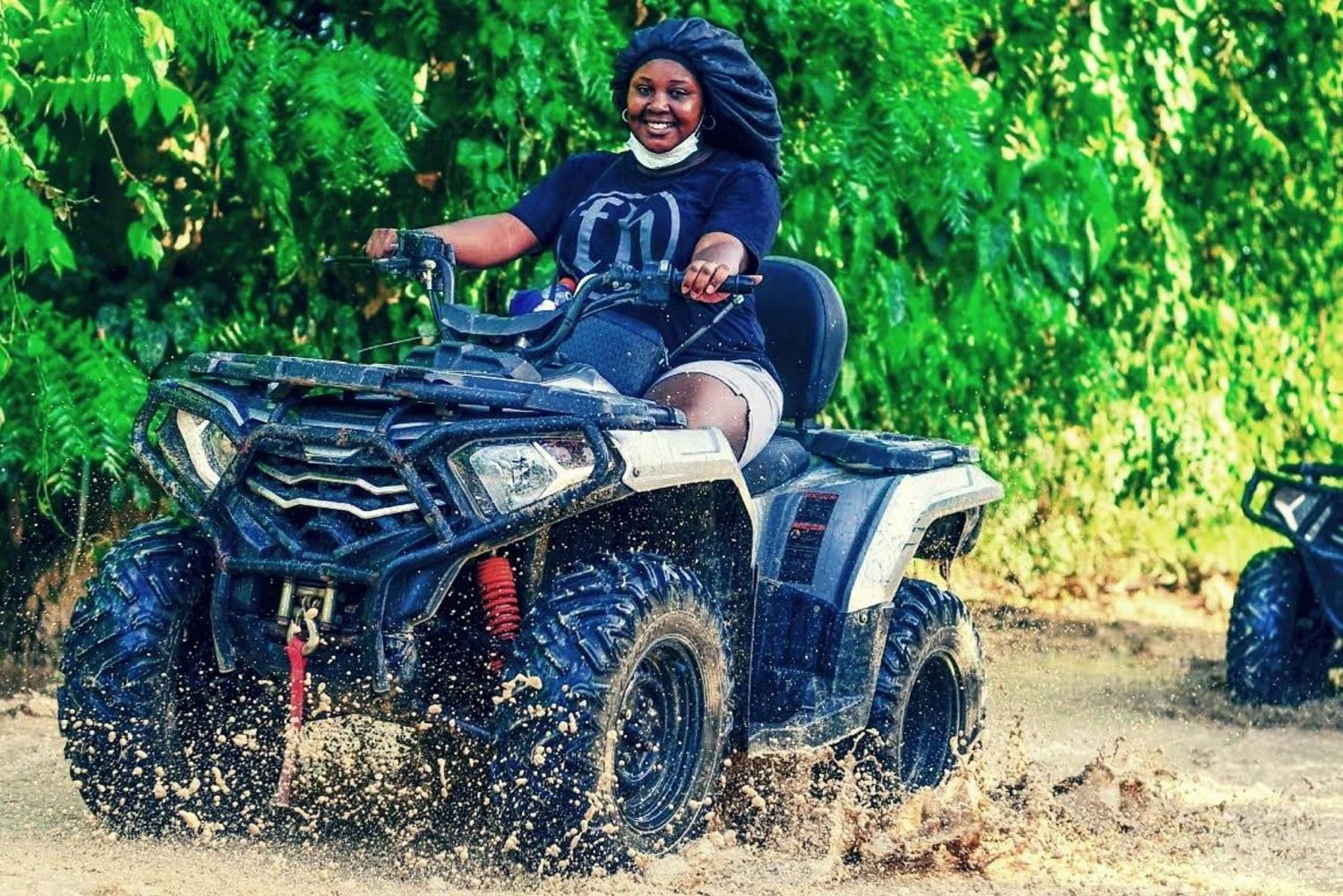 Aventure en quad : Visitez le cénote, la plage de Macao et la campagne.