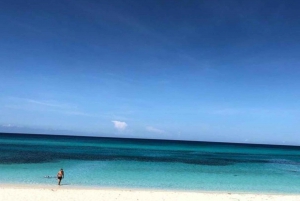 Doświadczenie glampingu w Bahía de las águilas z Santo Domingo