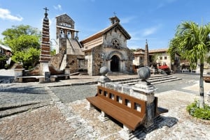 Bayahibe and Altos de Chavón: Guided 5-hour Buggy Tour