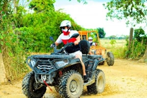 Bayahibe: ATV Tour met rivier Chavón en lokale proeverijen