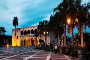 Bayahibe: Colonial Zone and Los Tres Ojos Tour