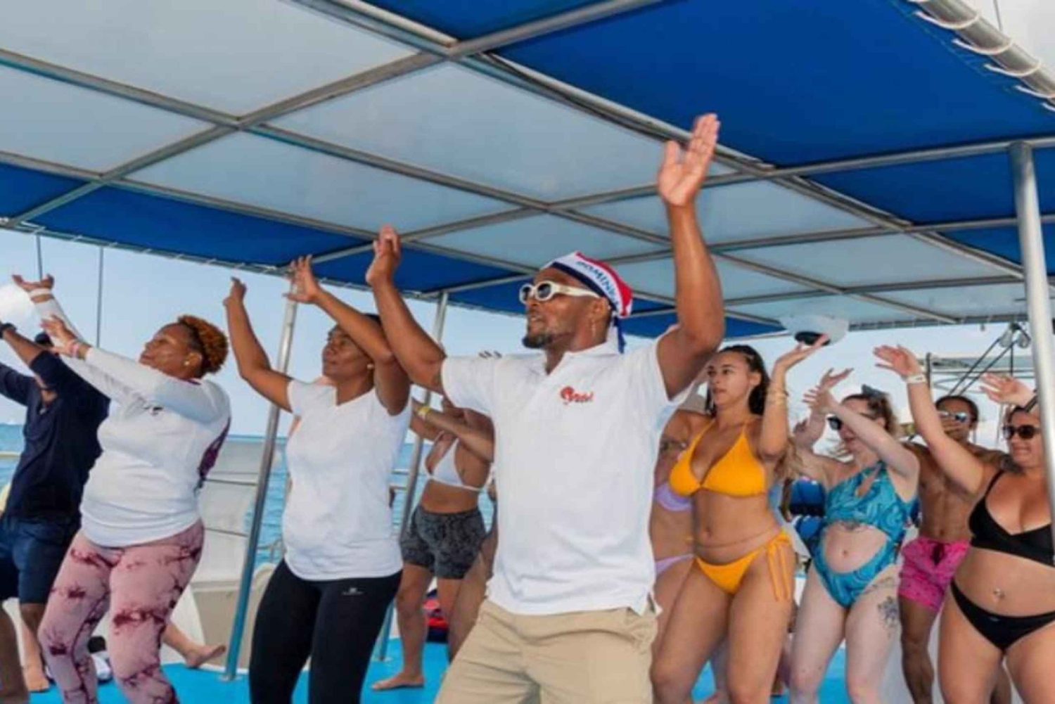 Bayahibe: Catamarantocht naar Saona Island met lunch en drankjes