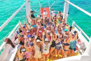 Fiesta en barco con bebidas ilimitadas desde Punta Cana