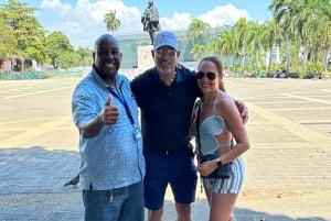 Colonial Zone: Historical Tour with a visit to the Columbus Lighthouse and Tres Ojos Park