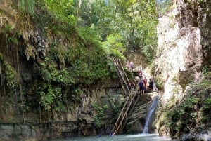 Cascadas de Damajagua con Excursión Combinada Opcional de Tirolina