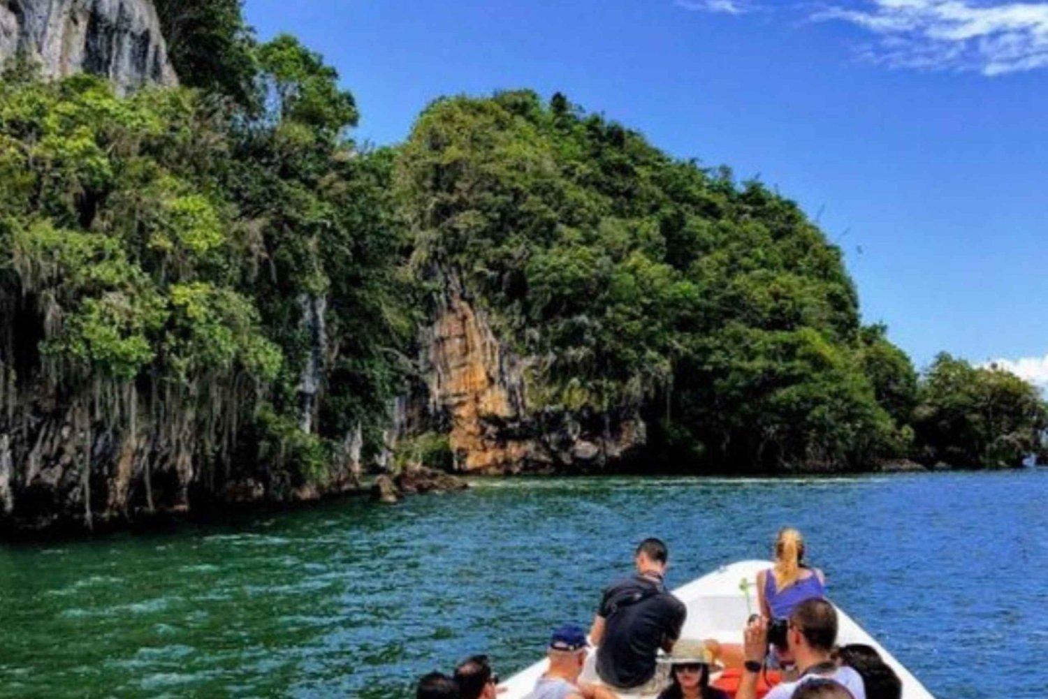 Scopri il Parco Nazionale di Los Haitises con un pranzo delizioso