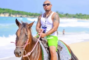 Descobre os trilhos de Punta Cana num passeio a cavalo