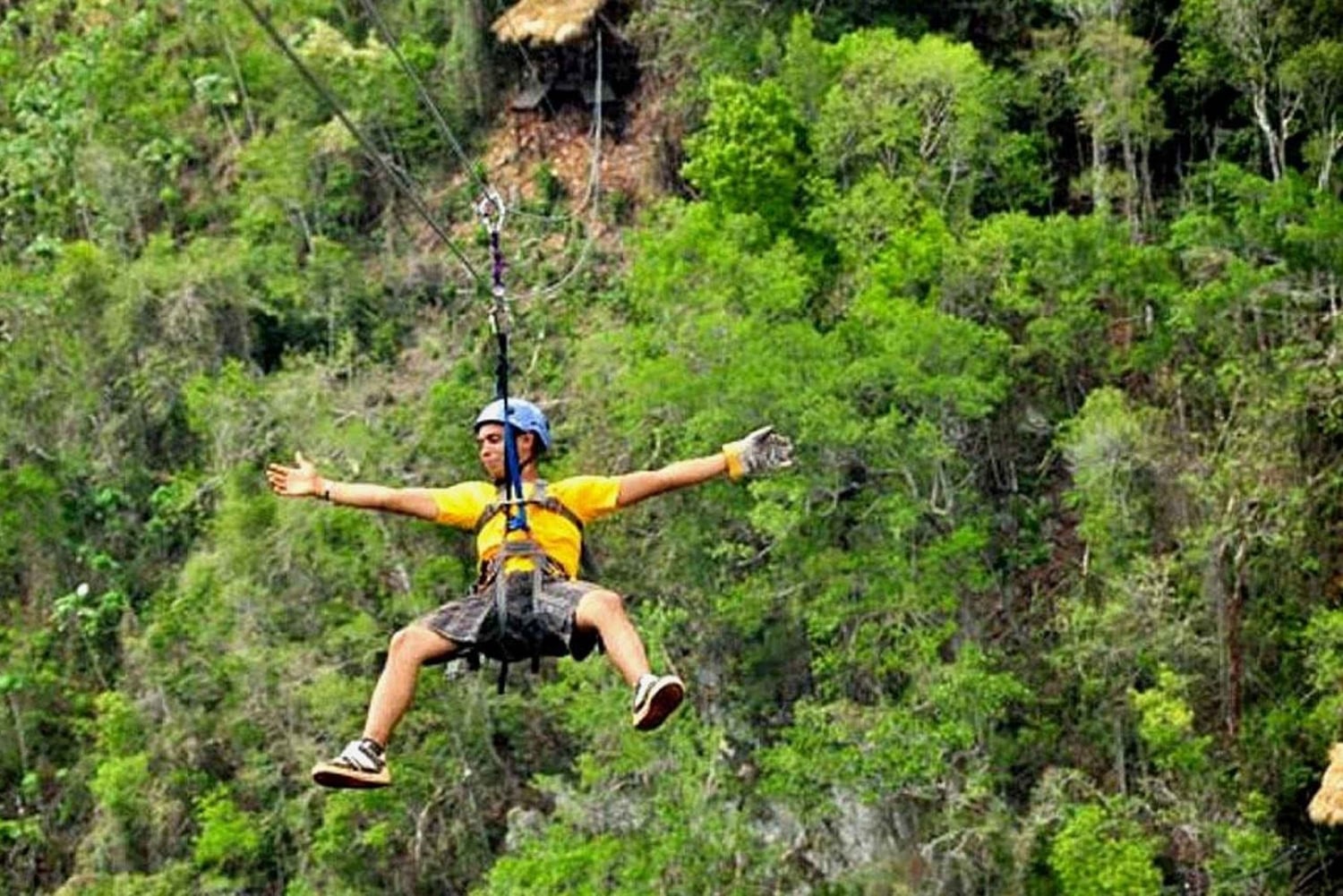 El Valle: Inträdesbiljett till Zipline El Valle Adventure Park