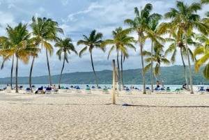 Ausflug nach Samaná, zum El Limón Wasserfall und zur Bacardi Insel von Punta Cana aus