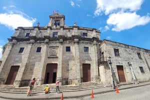 Excursie: Koloniale Stad, Vuurtoren van Colón en Park met 3 Ogen