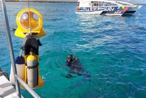 Punta Cana: Experience a Submarine Scooter with ScubaDoo
