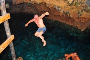 Aventura extrema en buggy por la playa y el cenote de Macao