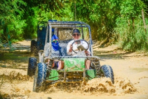 Tour estremo in buggy: dalla giungla alla costa tropicale