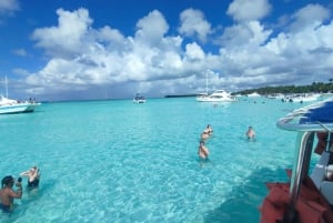 From Juan Dolio, excursion to the beautiful island of Saona by catamaran and speedboat.