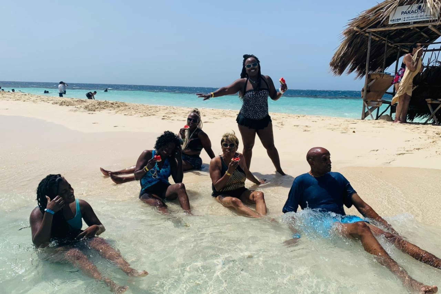 Из Пуэрто-Платы: Кайо-Арена на VIP-катере и сноркелинг