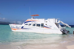 Au départ de Puerto Plata : Voyage privé en catamaran à Cayo Arena et déjeuner