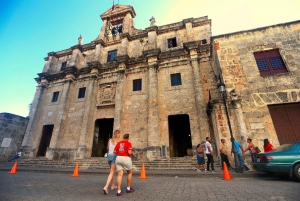 Upptäck Santo Domingo: Kolonial historia, monument och lunch