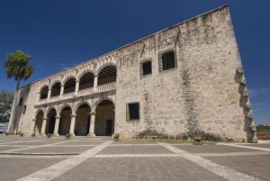 Vanuit Punta Cana: Stadsrondleiding in Santo Domingo voor een hele dag