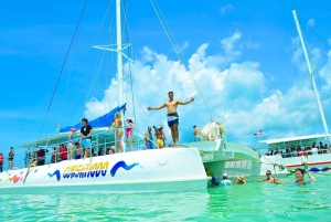 From Punta Cana: Isla Saona Full-Day Tour with Buffet Lunch