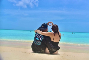 From Punta Cana: Isla Saona Trip with Lunch & Drinks