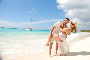 From Punta Cana: Isla Saona Trip with Lunch & Drinks