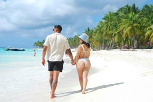 From Punta Cana: Isla Saona Trip with Lunch & Drinks