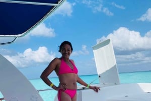 Da Punta Cana: Gita in barca sull'isola di Saona con buffet