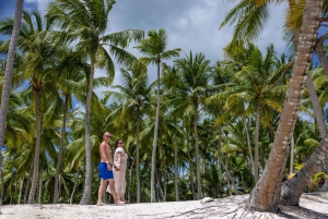 Vanuit Punta Cana: Saona Eiland Catamaran en Speedboot ...