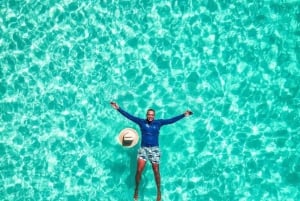 From Punta Cana: Small Group Catalina Island Snorkeling Tour