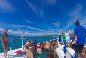 Full-Day Cruise of Isla Saona from Santo Domingo with Lunch