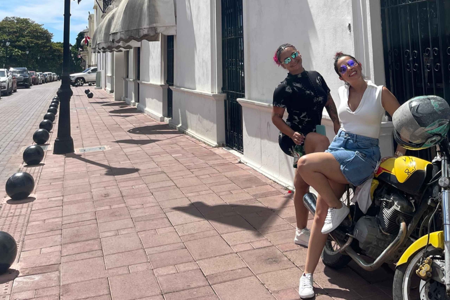 Full Day in Santo Domingo, Exclusive