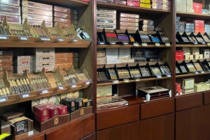 Guided Tour to Don Lucas Cigar Factory: Round-trip transport