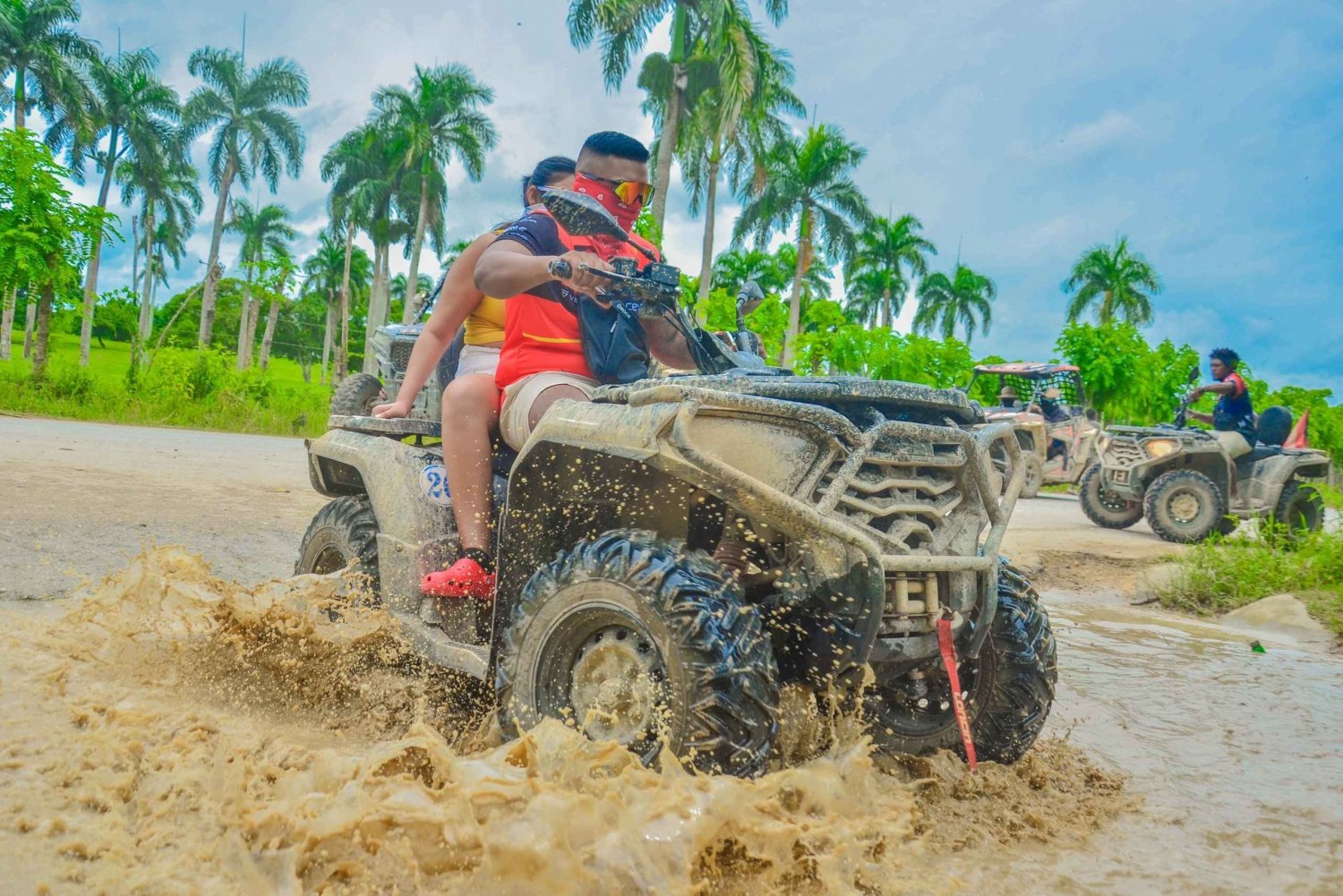 Demi-journée : quad 4x4, grotte et culture dominicaine à Punta Cana