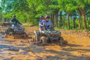 Demi-journée : quad 4x4, grotte et culture dominicaine à Punta Cana