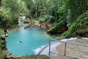 Jamaïque : Journée complète à Dunn's River et Blue Hole avec déjeuner