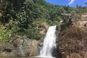 Jarabacoa: Buggy-retki ja uinti Baiguate-vesiputouksella