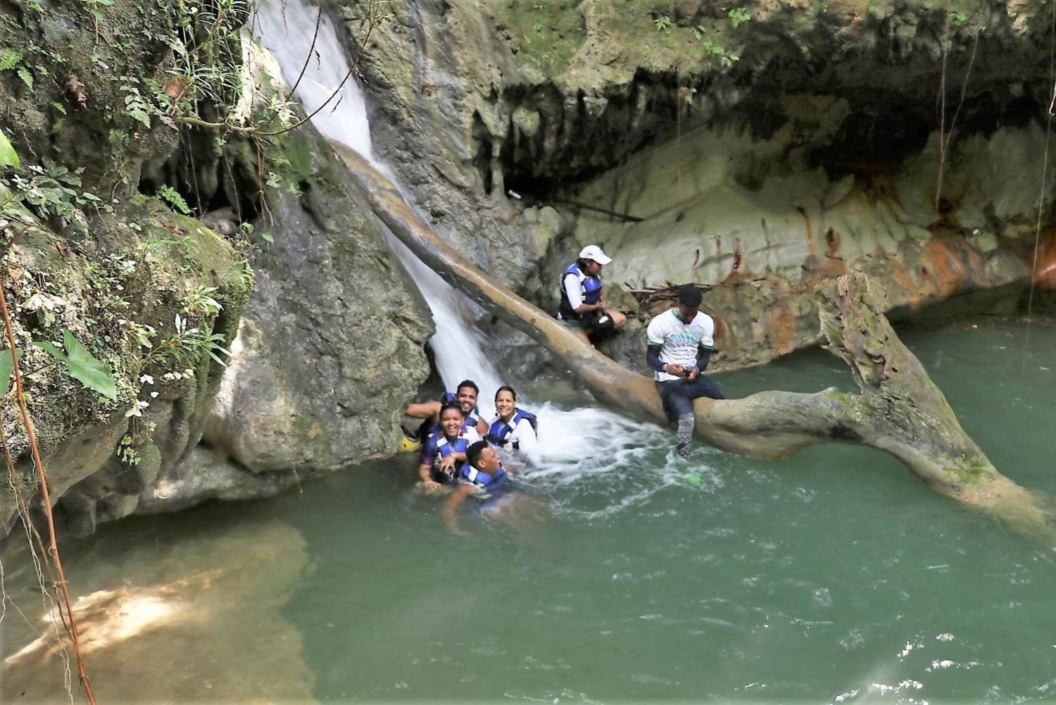 Jarabacoa: Jimenoa River Canyoning and Rappelling Tour