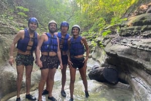 Jarabacoa: canyoning en abseilen in de Jimenoa-rivier