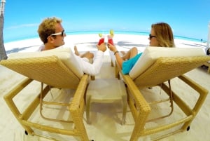 Juanillo Beach by Scape Park VIP Beach Club ja Hoyo Azul