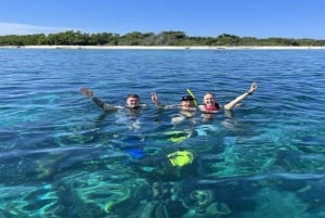 La Romana: Saona-saaren kiertue lounaalla Mein Schiffille