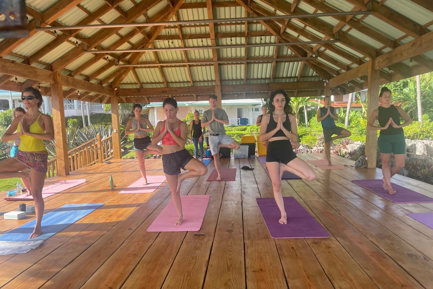 Las Galeras: Yoga matinal ou yoga aéreo na Villa Serena